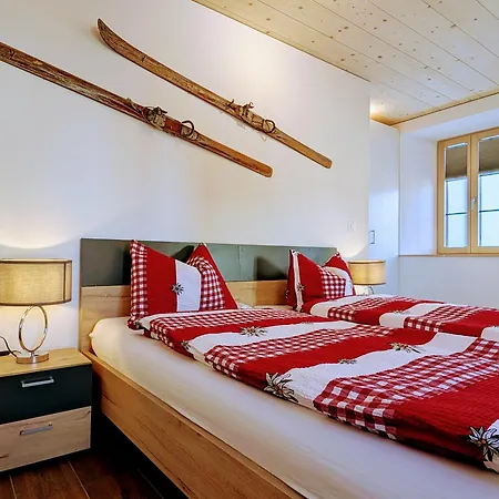 Zur Alten Post - Old Post Office * Grächen