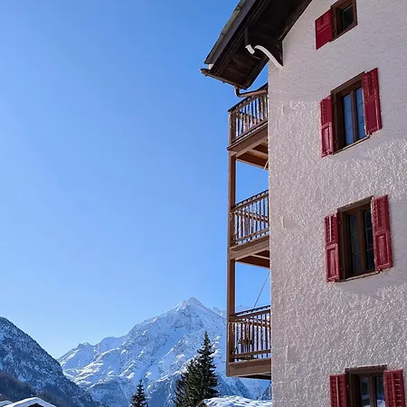 Zur Alten Post - Old Post Office Apartment *
